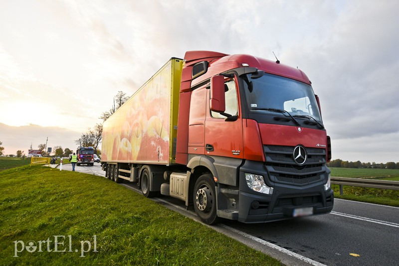 Zderzenie ciężarówki z motorowerem zdjęcie nr 162857