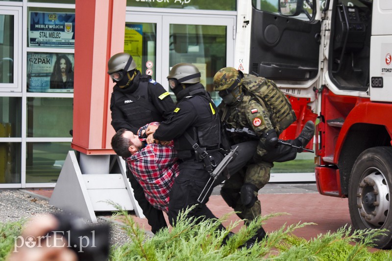 Terroryści? Jesteśmy gotowi zdjęcie nr 163005