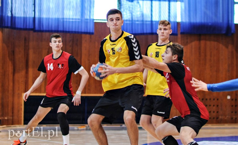 Inauguracyjne zwycięstwo na własnym parkiecie juniorów Truso zdjęcie nr 163314