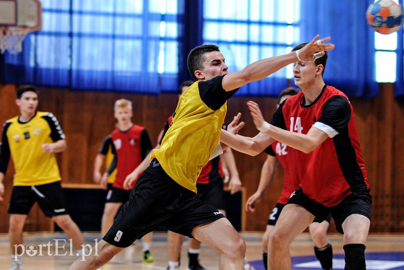 Inauguracyjne zwycięstwo na własnym parkiecie juniorów Truso zdjęcie nr 163303