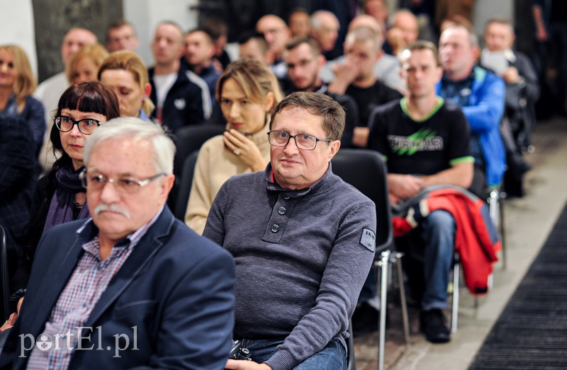 Robotnik sztuki poszukujący prawdy ostatecznej zdjęcie nr 163435