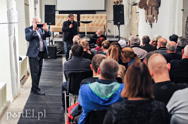 Robotnik sztuki poszukujący prawdy ostatecznej zdjęcie nr 163437