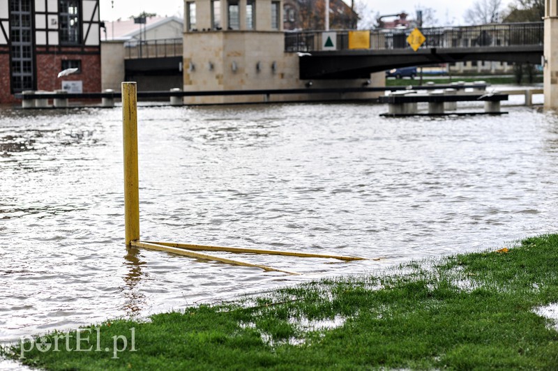 Uwaga, pogotowie przeciwpowodziowe! zdjęcie nr 163632