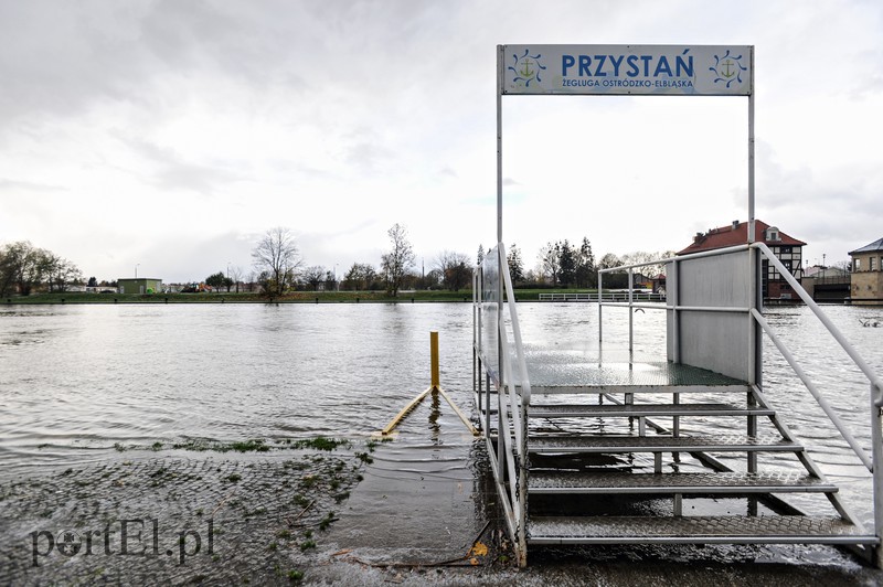 Uwaga, pogotowie przeciwpowodziowe! zdjęcie nr 163633