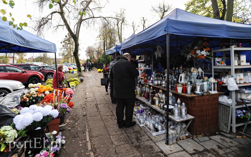 Cmentarz Agrykola, 31.10.2017 zdjęcie nr 163729