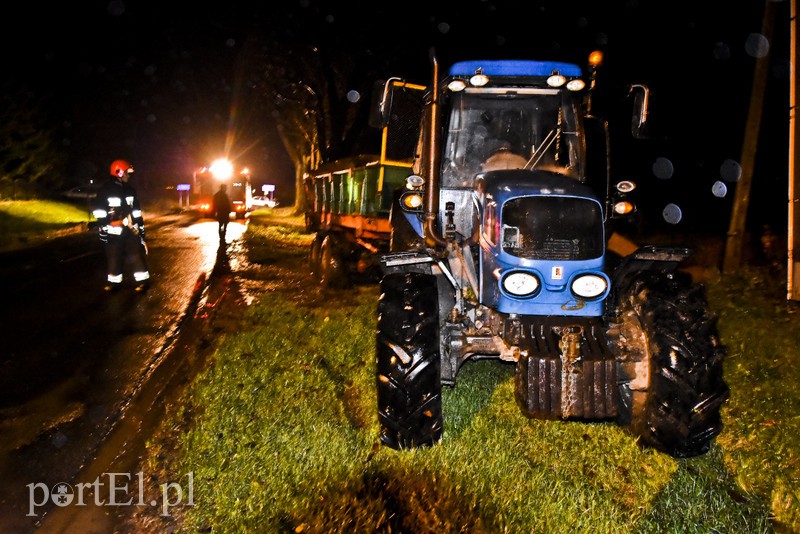 Zderzenie mercedesa z ciągnikiem zdjęcie nr 163829