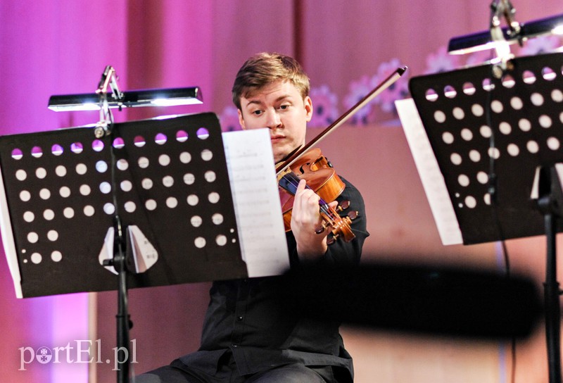 Melodie wyczarowane z kieliszków zdjęcie nr 164117