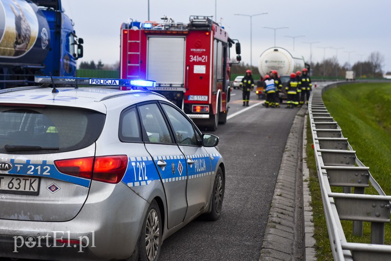Zderzenie daihatsu z cysterną na S7 zdjęcie nr 164572