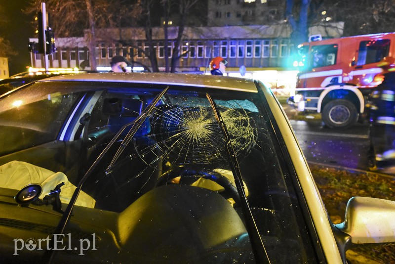 Niebezpieczna kolizja na ul. płk. Dąbka zdjęcie nr 164590