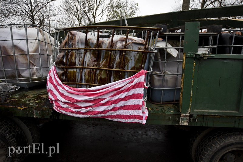 Wypadł ładunek, ruch zablokowany zdjęcie nr 164631