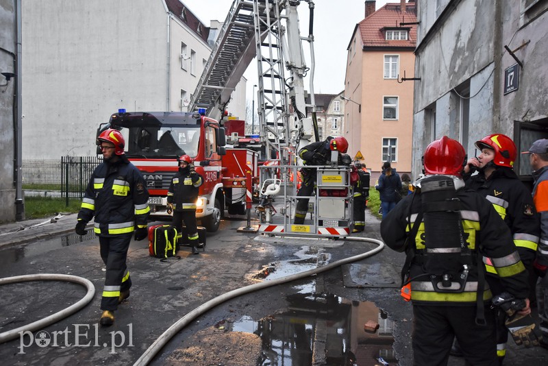 Pożar w budynku na Dolnej zdjęcie nr 164647