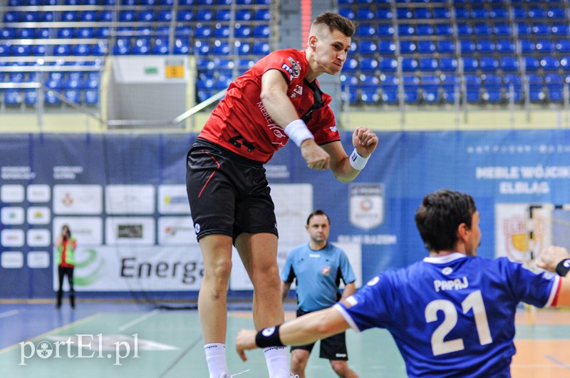 Wybrzeże gromi Meblarzy zdjęcie nr 165118