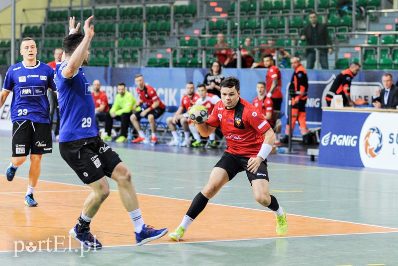 Wybrzeże gromi Meblarzy zdjęcie nr 165119