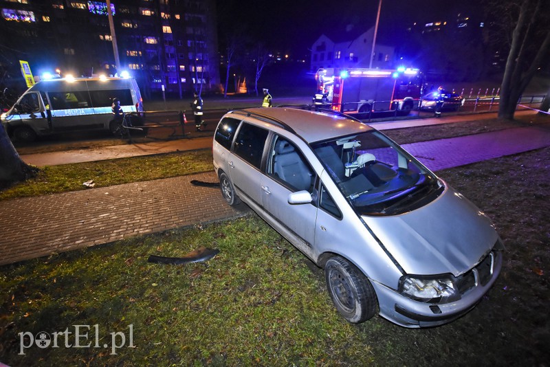 Potrącenie na al. Odrodzenia, 76-letnia kobieta w szpitalu zdjęcie nr 166335