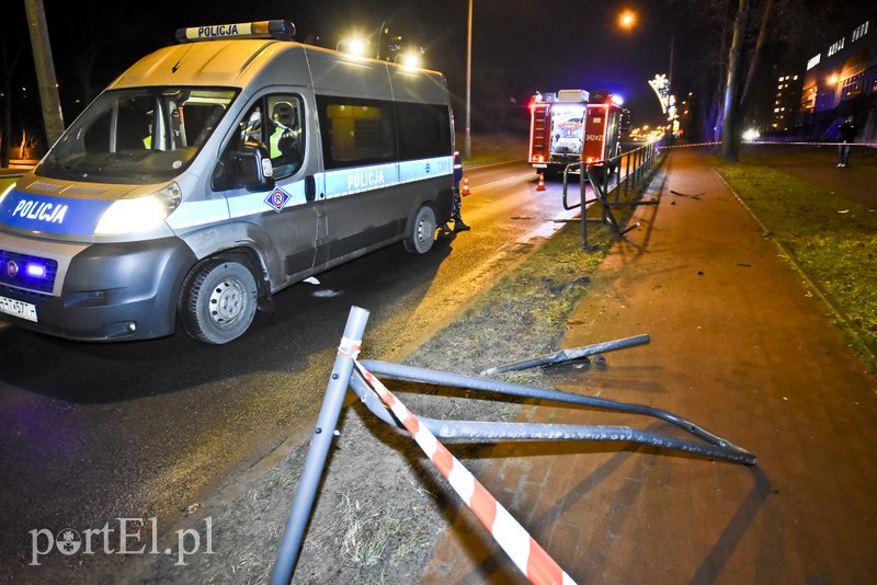 Potrącenie na al. Odrodzenia, 76-letnia kobieta w szpitalu zdjęcie nr 166336