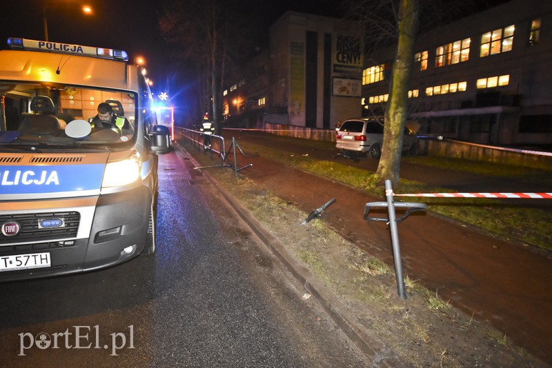 Potrącenie na al. Odrodzenia, 76-letnia kobieta w szpitalu zdjęcie nr 166322