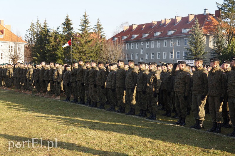 Żołnierze przyjechali z misji zdjęcie nr 166356