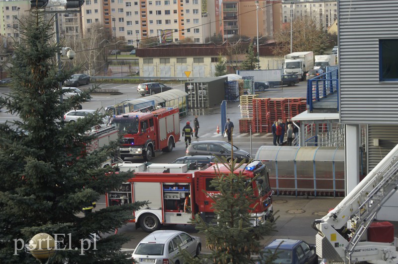 Alarm w CH Ogrody na zdjęciach Czytelnika zdjęcie nr 166740