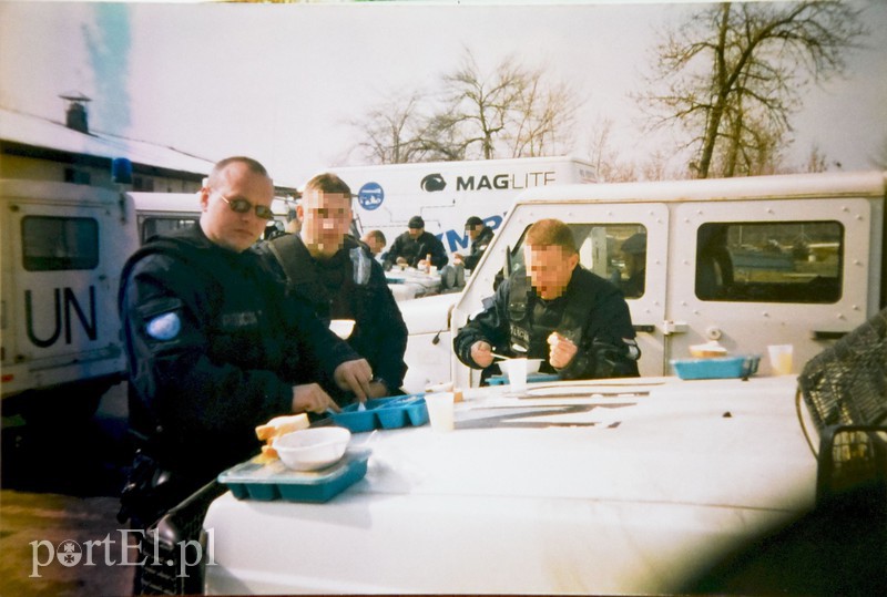 Policyjni misjonarze o Kosowie: Było gorąco zdjęcie nr 168821