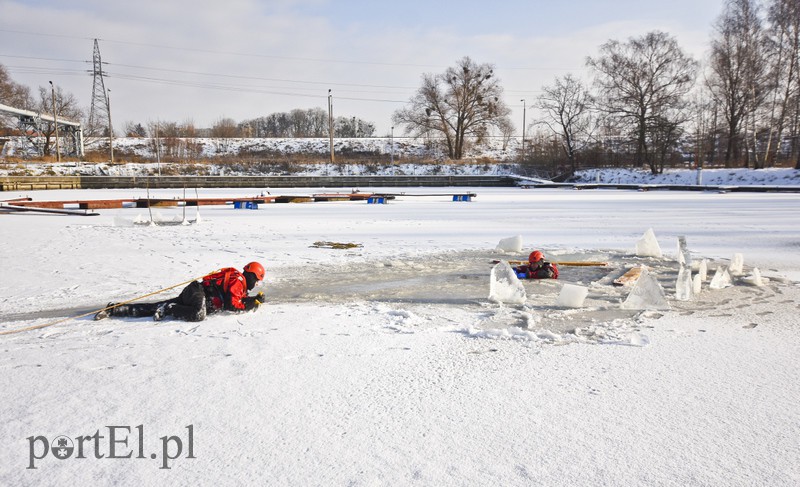Co zrobić, gdy pod kimś załamie się lód? zdjęcie nr 168887