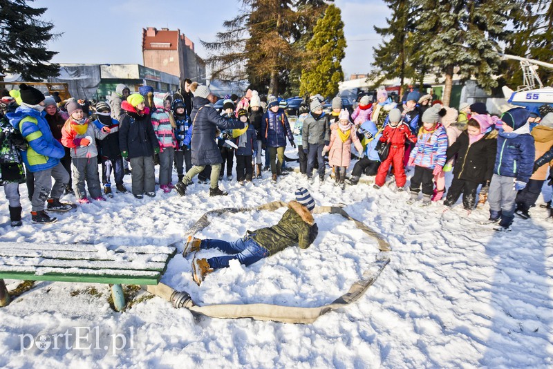 Co zrobić, gdy pod kimś załamie się lód? zdjęcie nr 168889