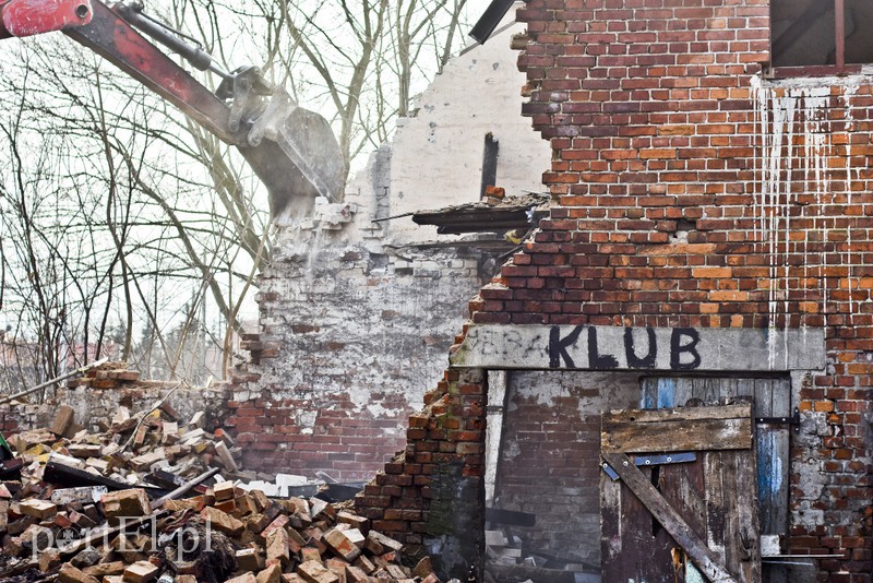 Wyburzają kolejny budynek zdjęcie nr 169219