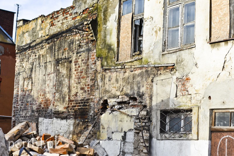 Wyburzają kolejny budynek zdjęcie nr 169216