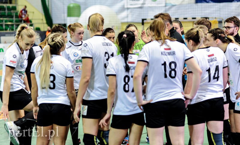 Twardy mecz i wygrana Zagłębia zdjęcie nr 169321