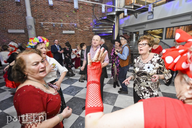 Tak się bawią starsi studenci zdjęcie nr 169740