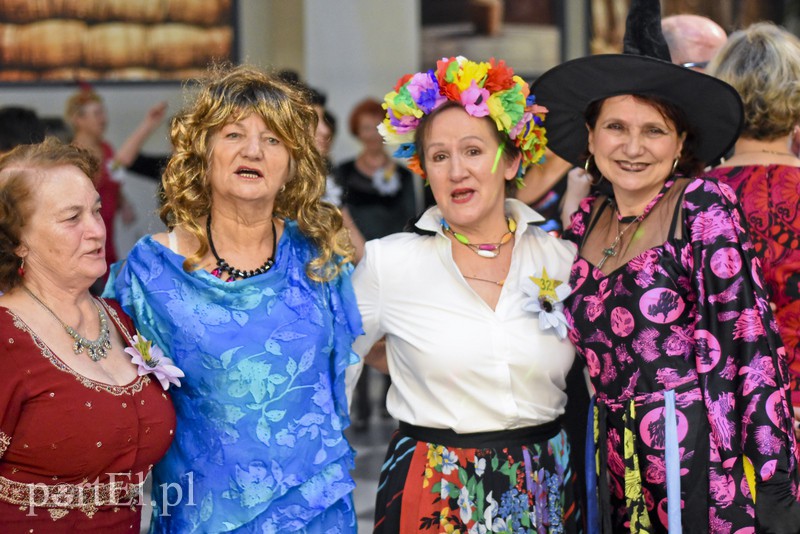 Tak się bawią starsi studenci zdjęcie nr 169751