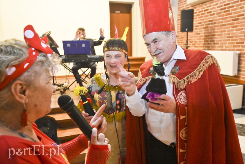 Tak się bawią starsi studenci zdjęcie nr 169772