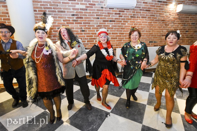 Tak się bawią starsi studenci zdjęcie nr 169764