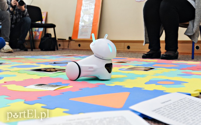 Małe roboty uczą kosmicznie zdjęcie nr 169857