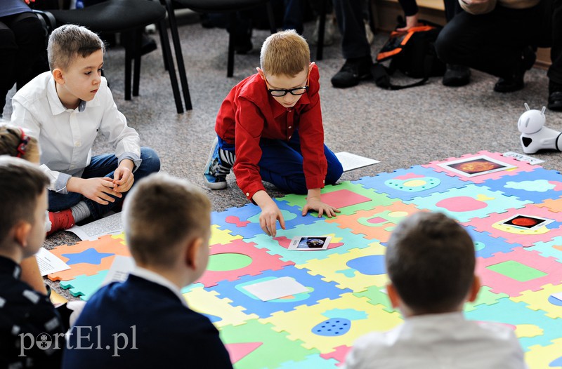 Małe roboty uczą kosmicznie zdjęcie nr 169854