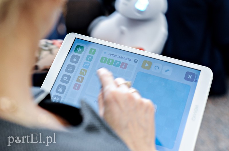 Małe roboty uczą kosmicznie zdjęcie nr 169864