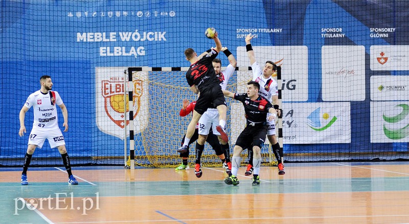 Meblarze z czwartym zwycięstwem zdjęcie nr 170205