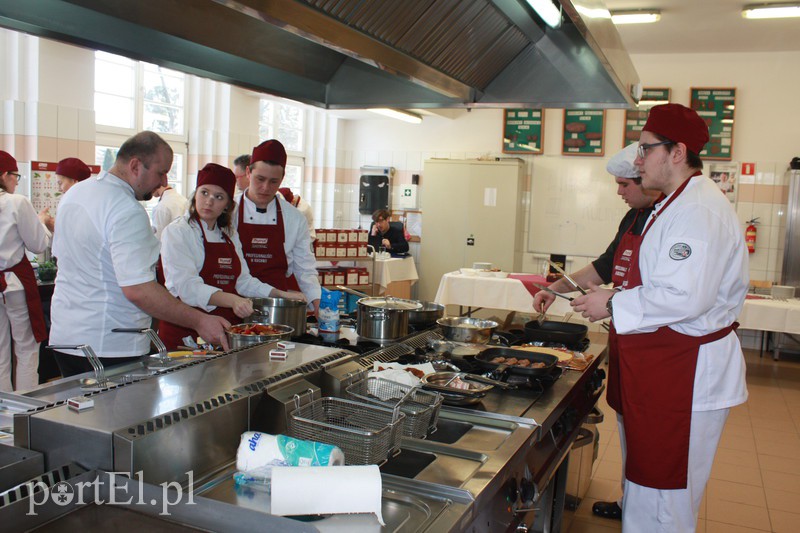  Sowa radzi, jak podać kaczkę zdjęcie nr 170782