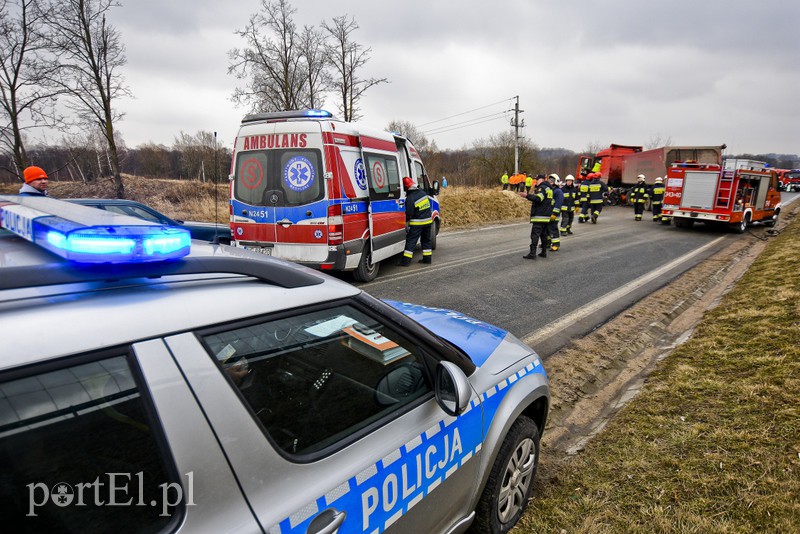 Wypadek na starej "siódemce". Pięć osób rannych zdjęcie nr 171869