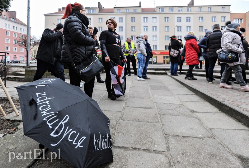 Czarny protest ponownie w Elblągu zdjęcie nr 171926