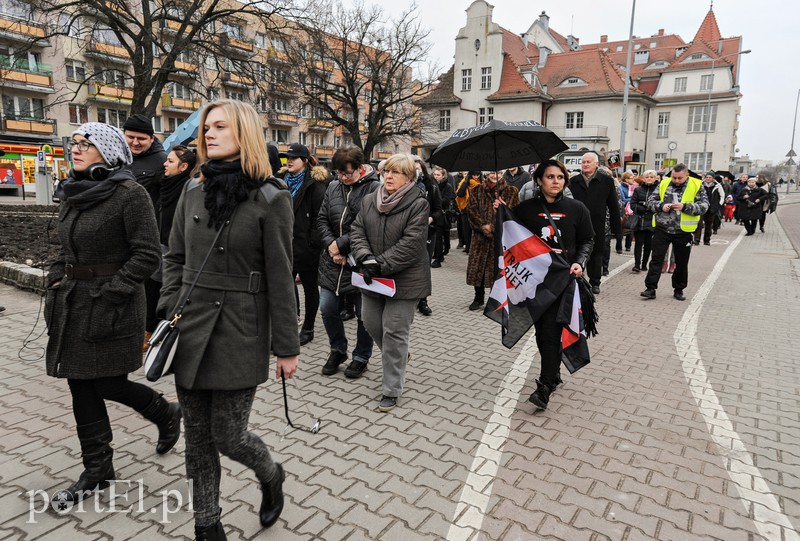 Czarny protest ponownie w Elblągu zdjęcie nr 171944