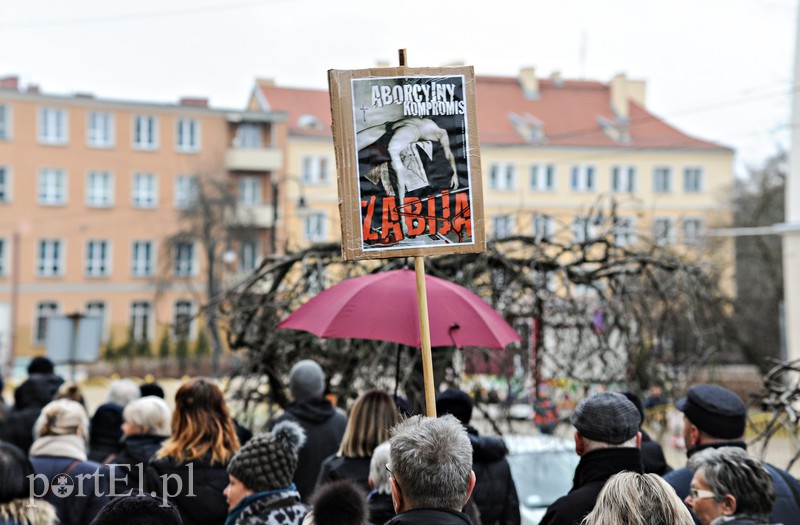 Czarny protest ponownie w Elblągu zdjęcie nr 171953