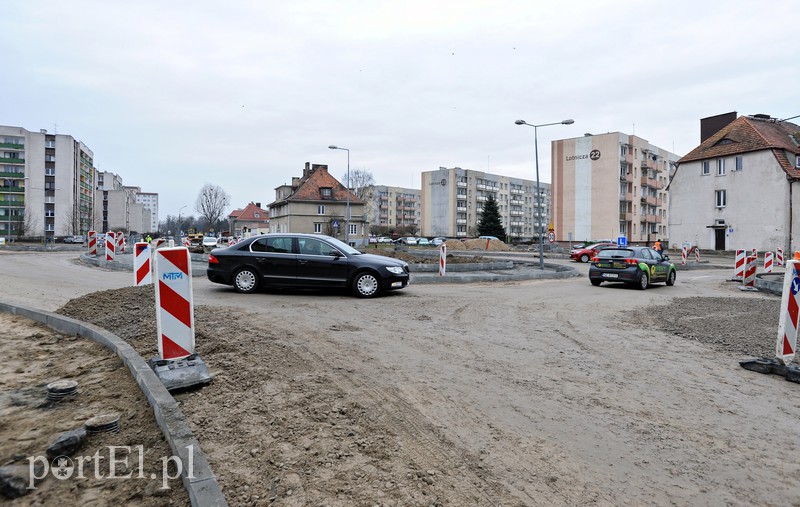 Tak powstaje rondo na Lotniczej zdjęcie nr 172660