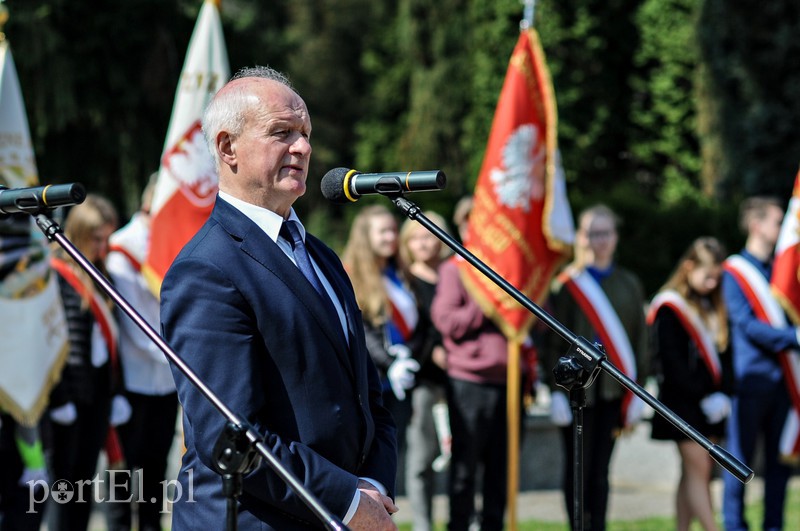 Pamięć i szacunek należy się wszystkim zdjęcie nr 172936