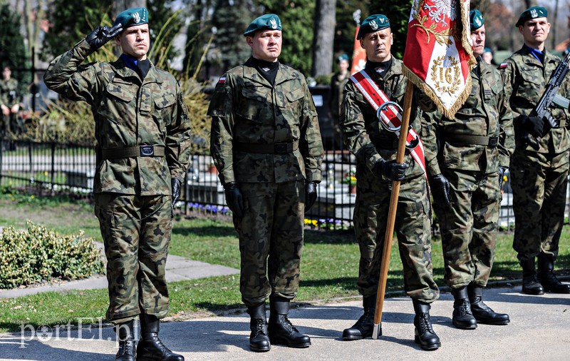 Pamięć i szacunek należy się wszystkim zdjęcie nr 172942