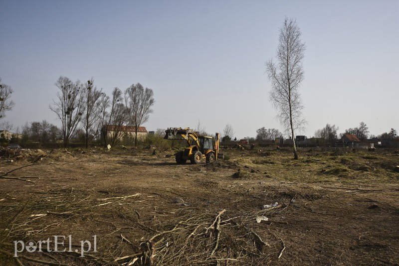 Przy Żuławskiej będzie market. Ruszyły prace zdjęcie nr 173021