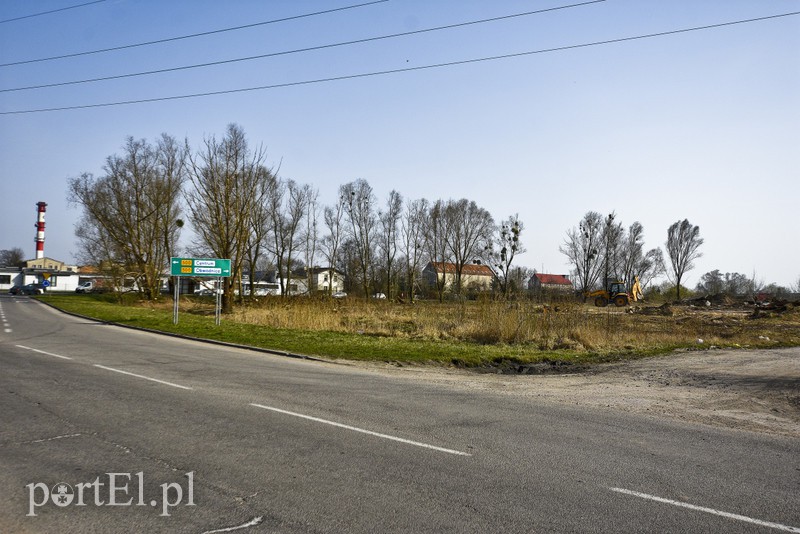 Przy Żuławskiej będzie market. Ruszyły prace zdjęcie nr 173030