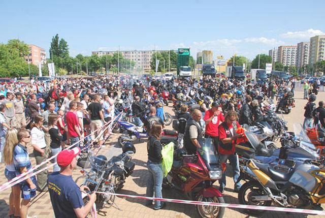 Elbląski Salon Motoryzacyjny zdjęcie nr 13694