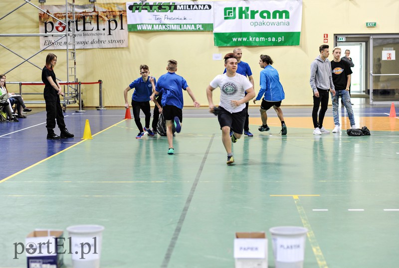 Kilometry nakrętek od uczniów zdjęcie nr 174114