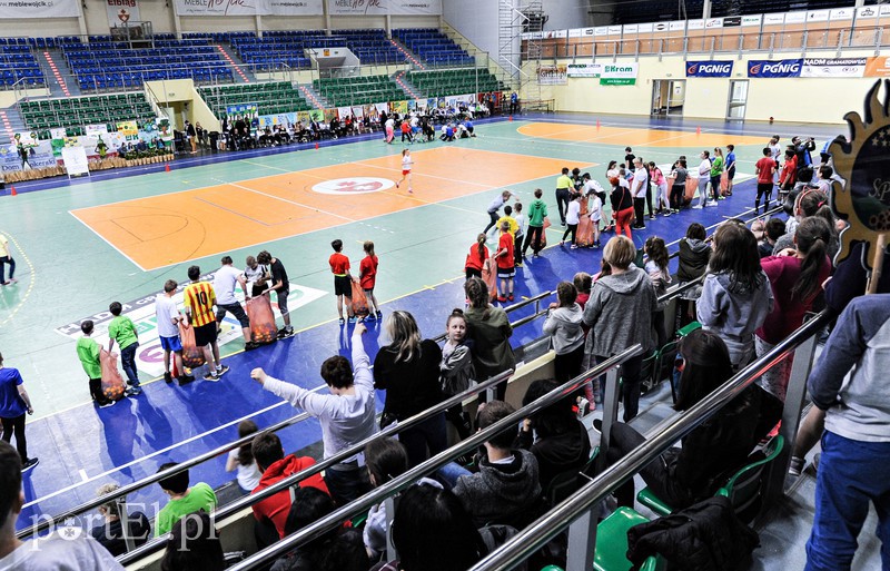 Kilometry nakrętek od uczniów zdjęcie nr 174126