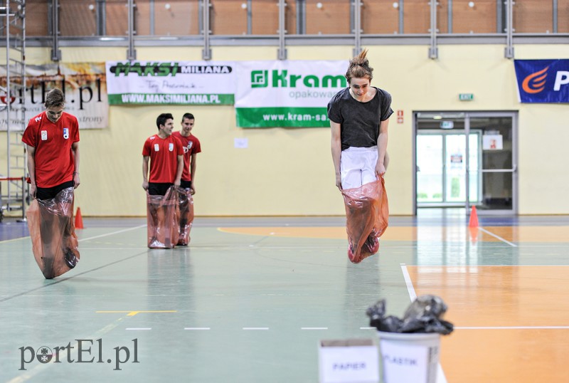 Kilometry nakrętek od uczniów zdjęcie nr 174116